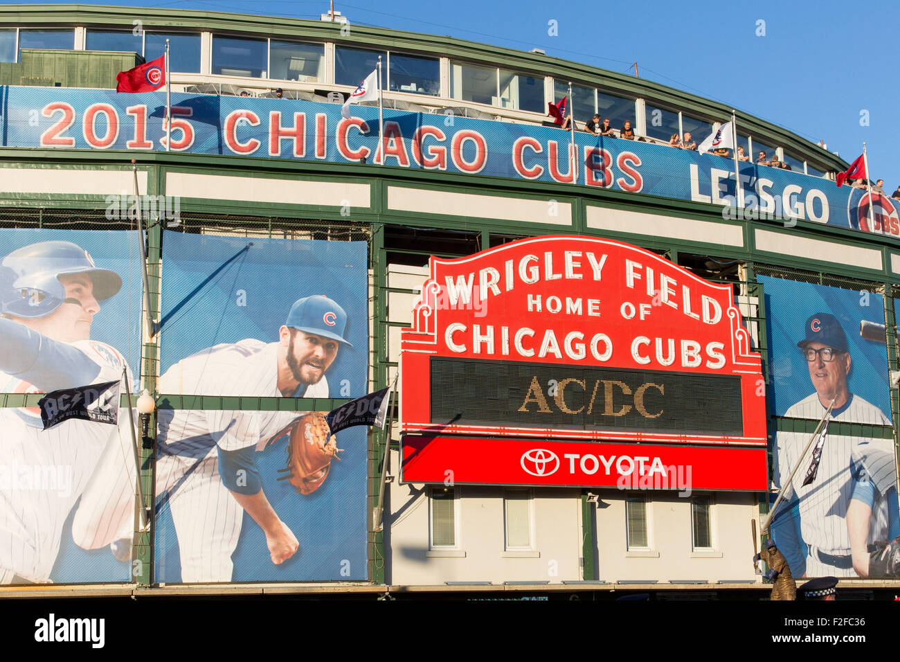 Chicago, Illinois, USA. 15th Sep, 2015. Marquee outside Wrigley Field ...