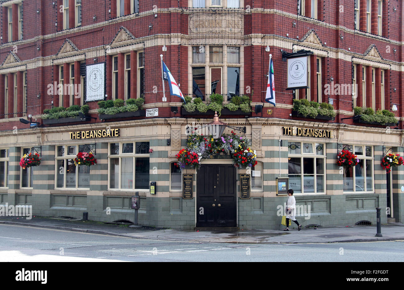 The Deansgate Pub in Manchester Stock Photo: 87623364 - Alamy