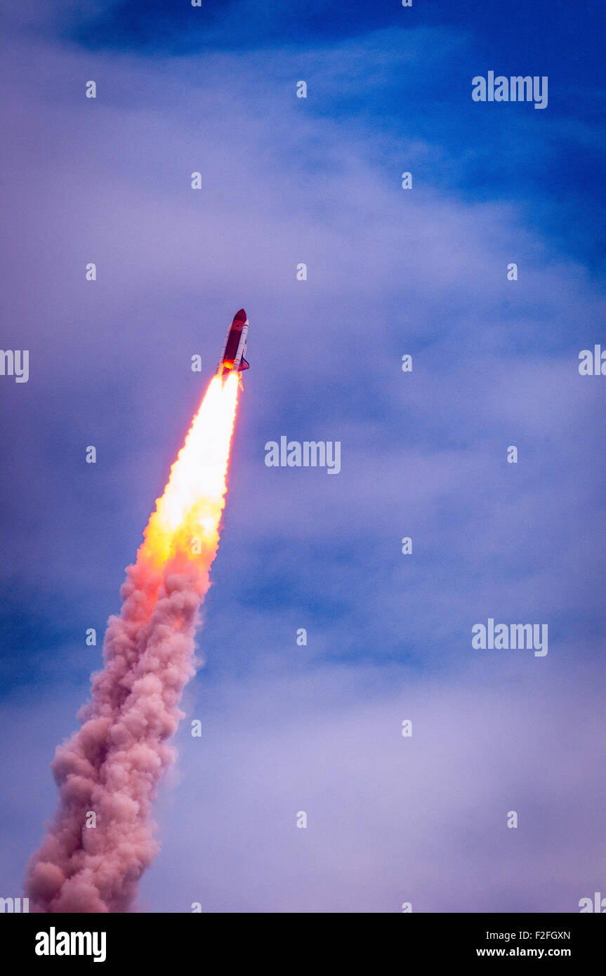 Launch of Atlantis STS-135 at NASA Kennedy Space Center, Cape Canaveral, Florida, USA Stock Photo