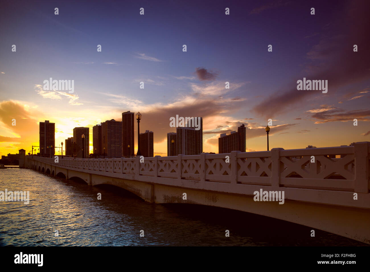 Bridge over the Atlantic ocean, Venetian Causeway, Venetian Islands, Biscayne Bay, Miami, Florida, USA Stock Photo