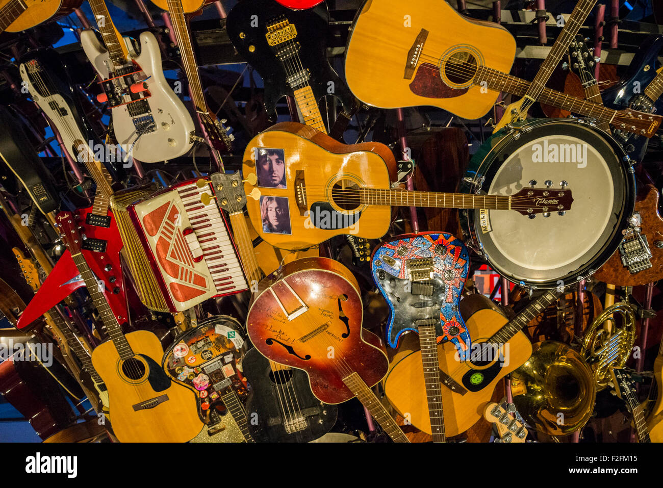 Musical instruments hires stock photography and images Alamy