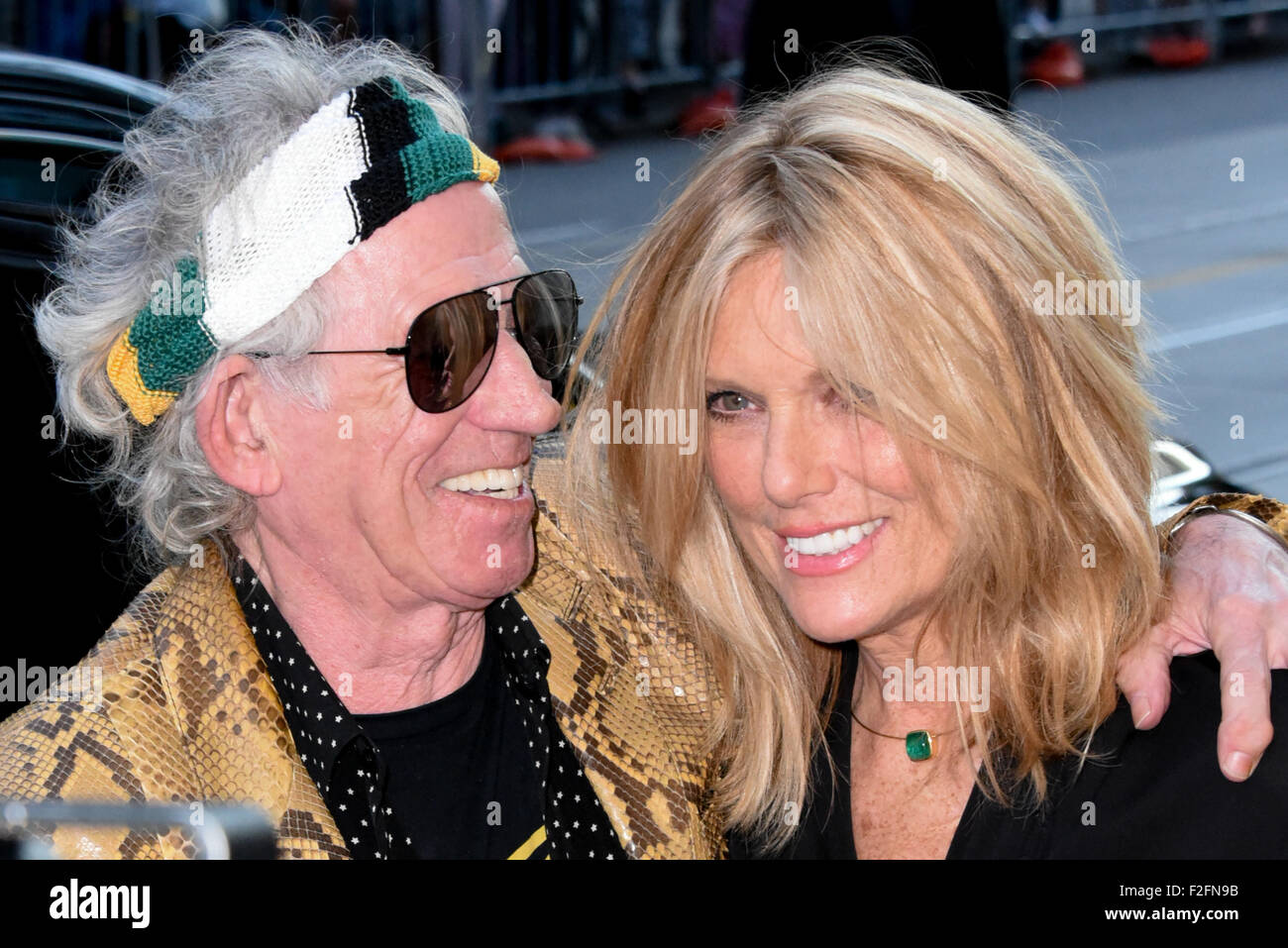 Keith richards patti hansen 2015 hi-res stock photography and images ...