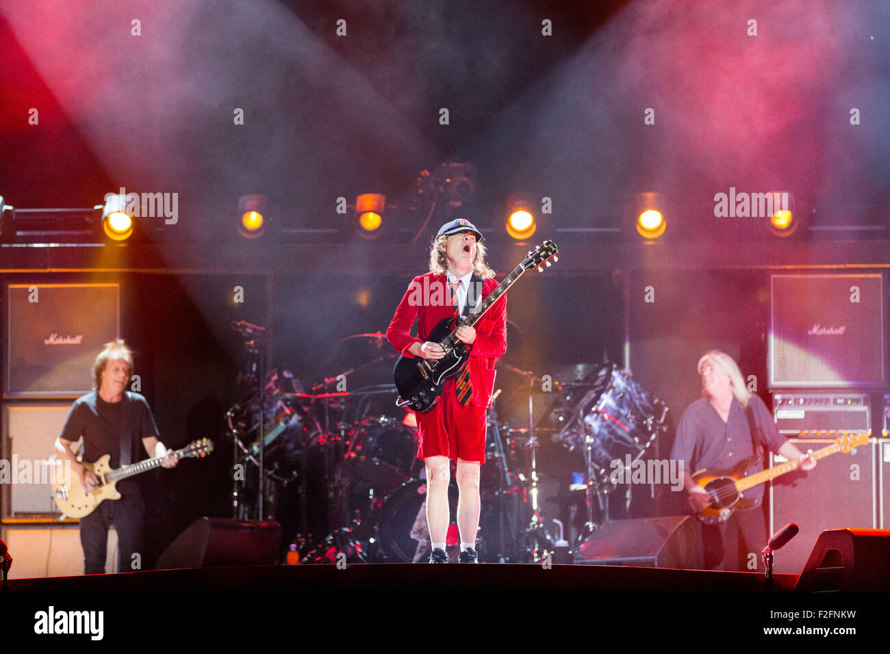 Chicago, Illinois, USA. 15th Sep, 2015. Guitarist ANGUS YOUNG of AC/DC performs live during the Rock or Bust tour at Wrigley Field in Chicago, Illinois © Daniel DeSlover/ZUMA Wire/Alamy Live News Stock Photo