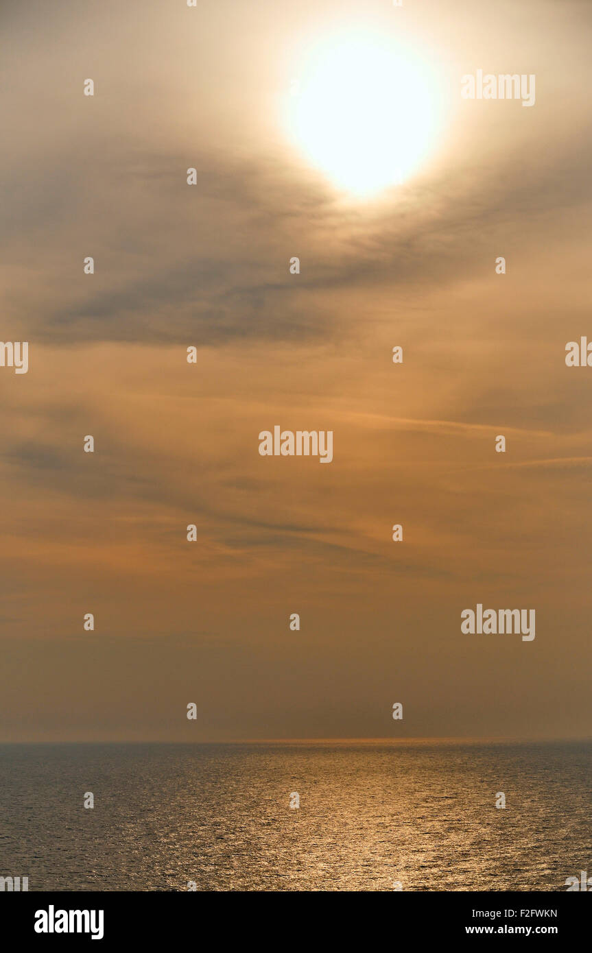 Shimmering sunlight hires stock photography and images Alamy