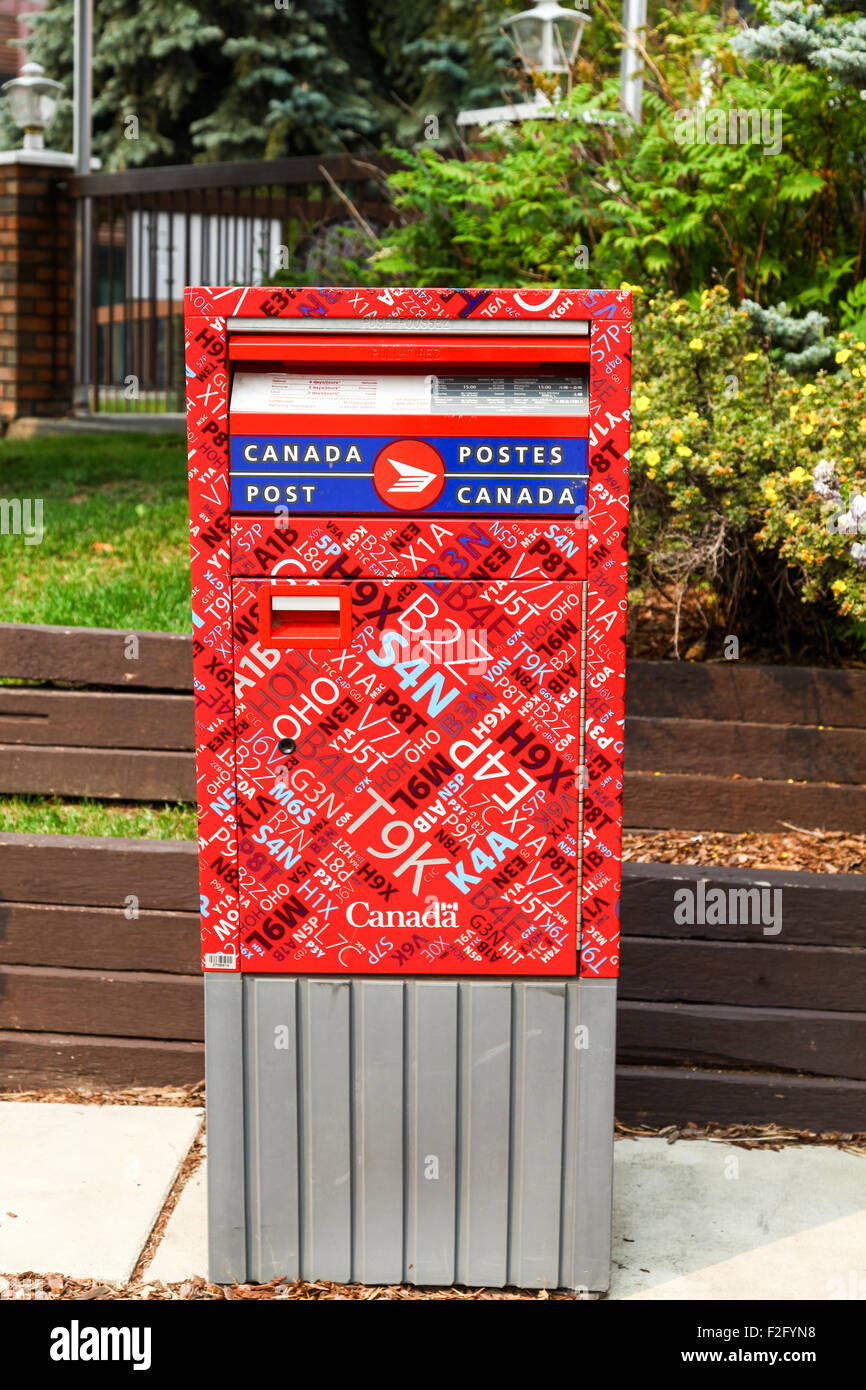 A colourful Canada Post Canadain post box Stock Photo - Alamy