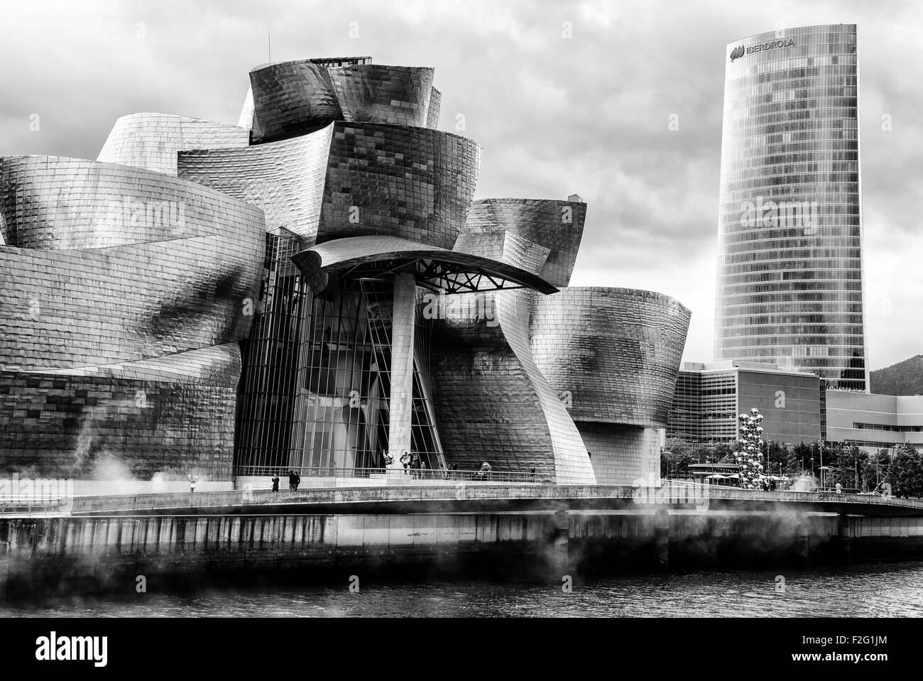Guggenheim museum designed frank gehry Black and White Stock Photos