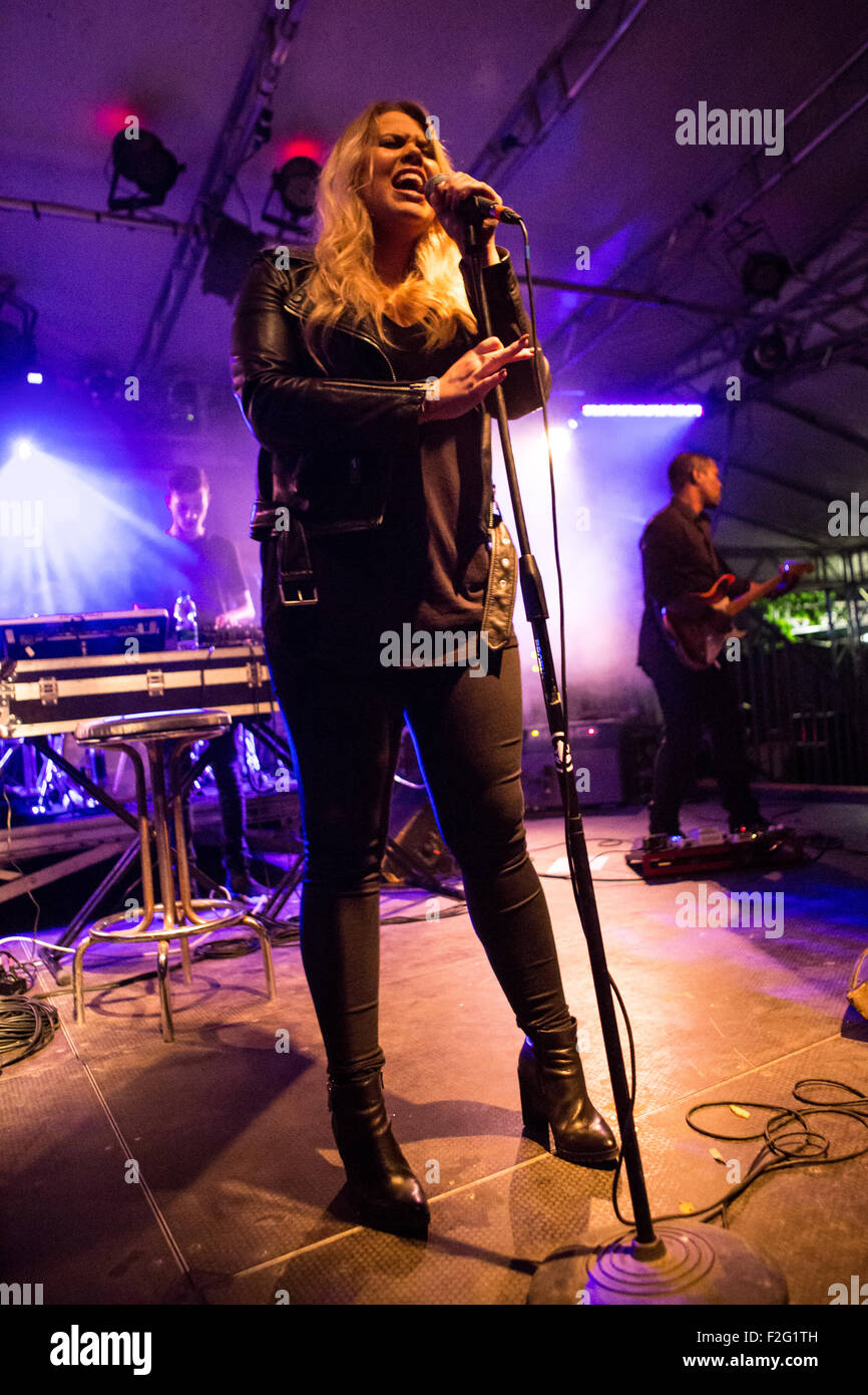 Milan Italy. 17th September 2015. The Australian singer GRACE performs live on stage at Circolo Magnolia opening the show of Leon Bridges Credit:  Rodolfo Sassano/Alamy Live News Stock Photo