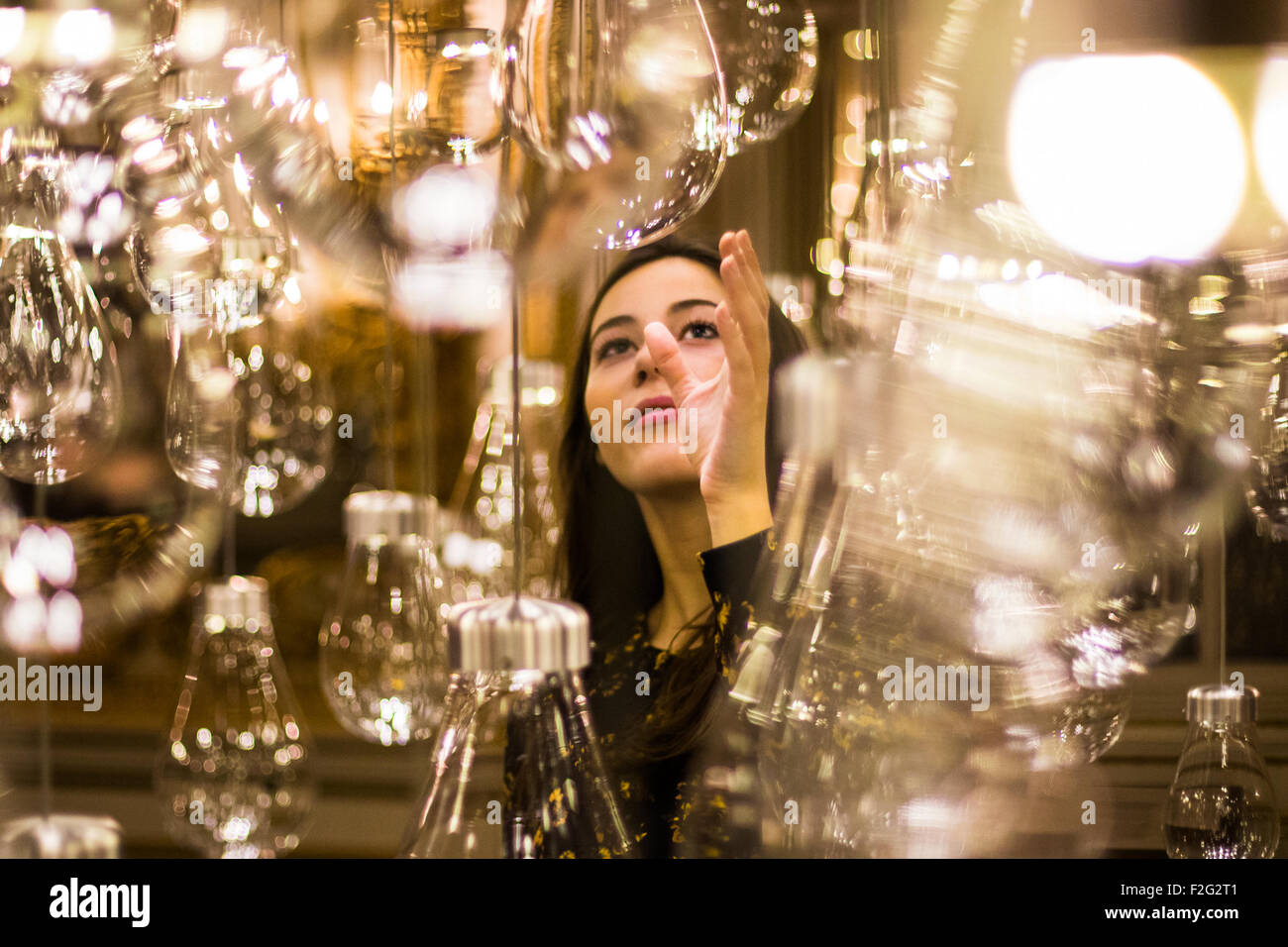 Hand blown glass hi-res stock photography and images - Page 21 - Alamy