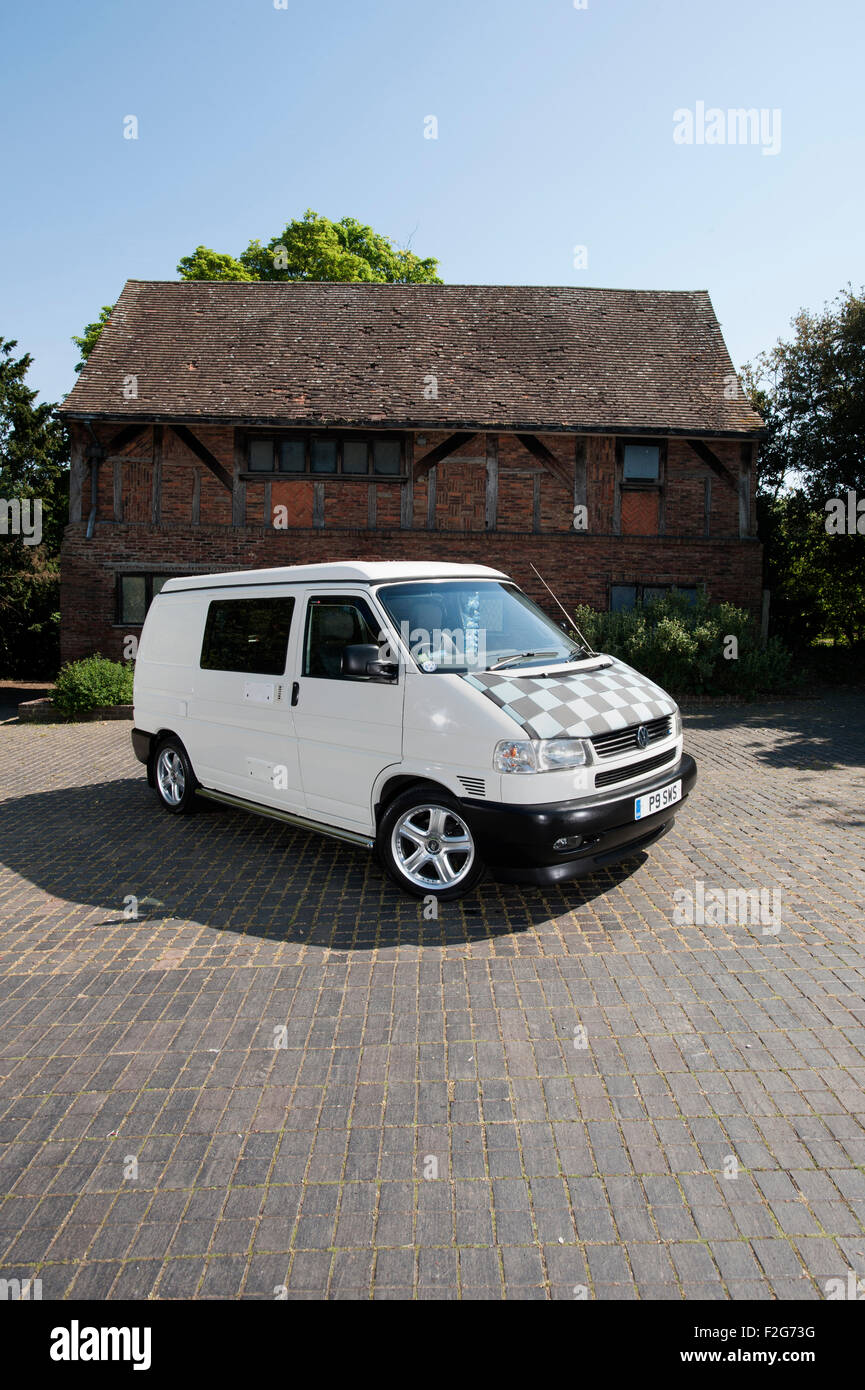 VW Volkswagen T4 camper van with pop 