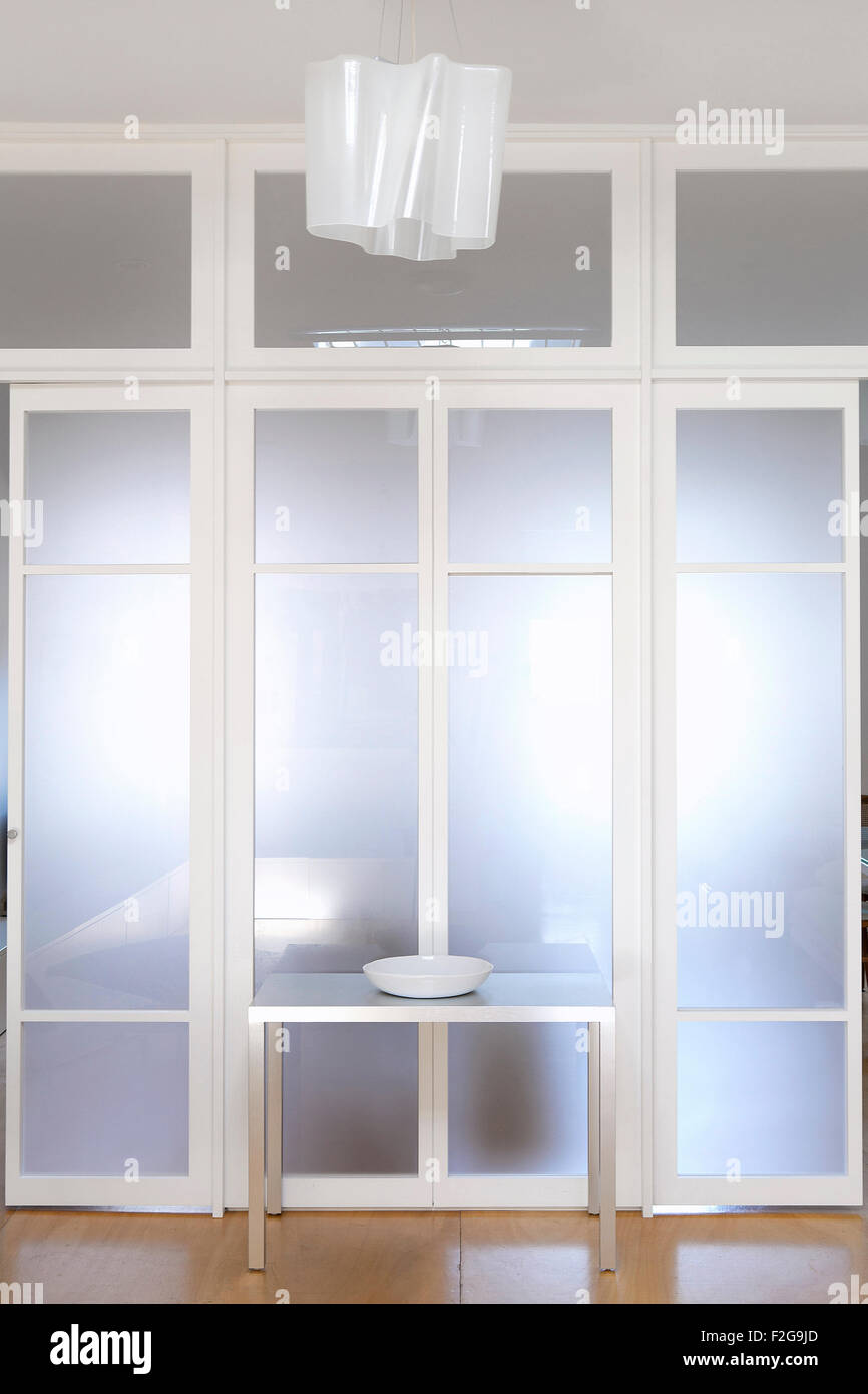 Indoor glass doors hires stock photography and images Alamy