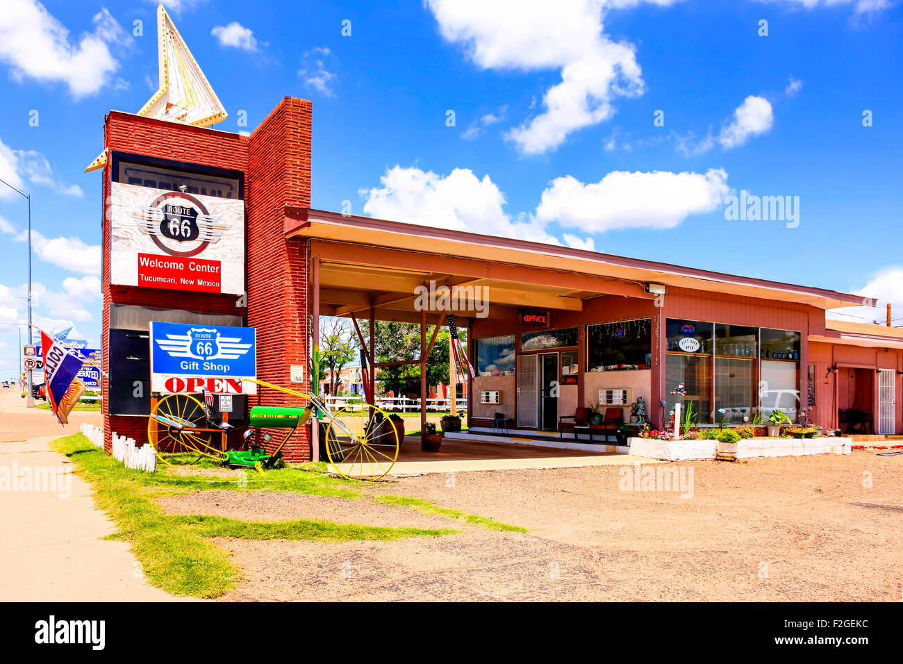 Route 66 Welcome Center and Gift Shop in Tucumcari, New Mexico Stock Photo