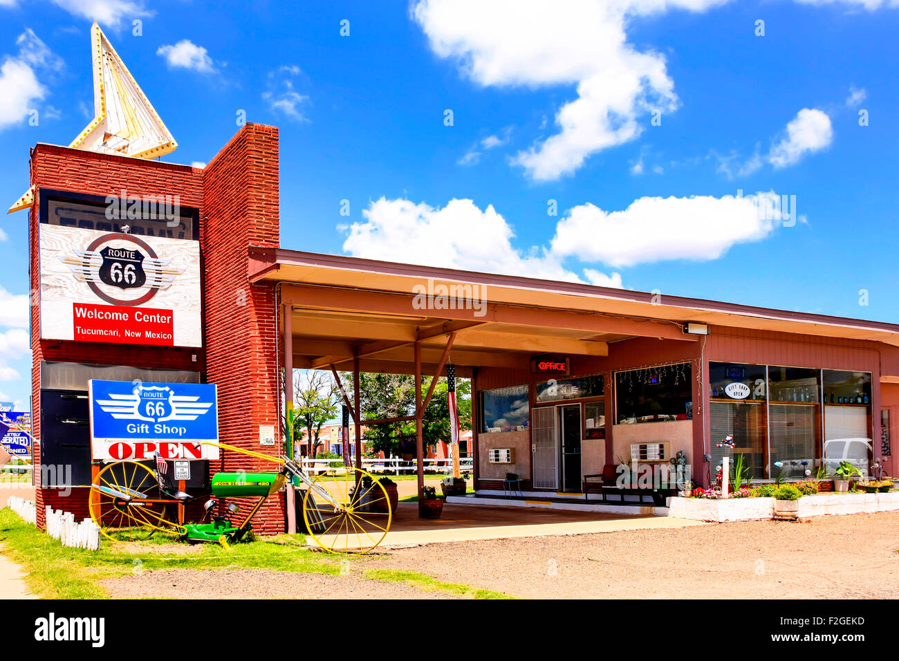 Route 66 Welcome Center and Gift Shop in Tucumcari, New Mexico Stock Photo