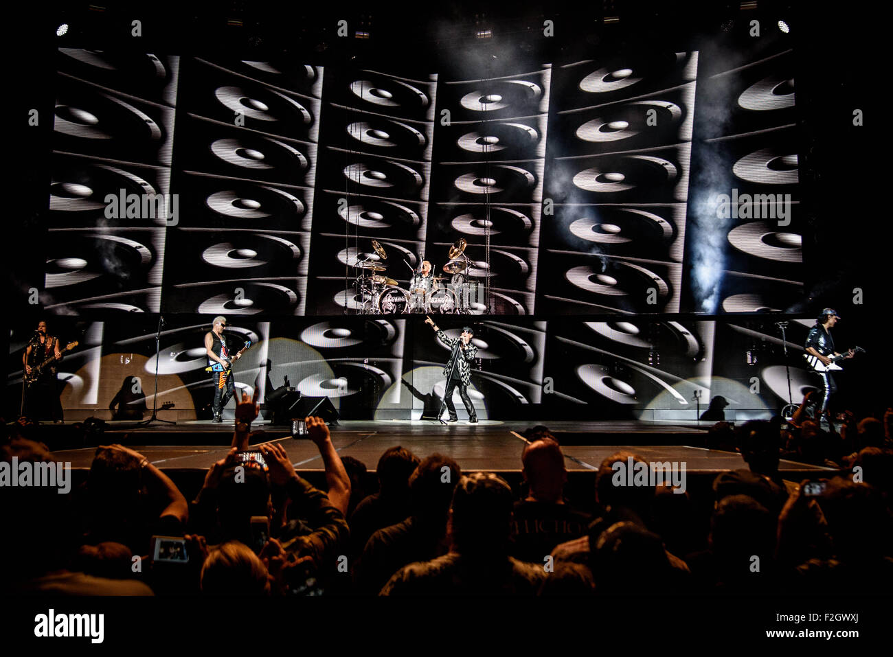 Toronto, Ontario, Canada. 18th Sep, 2015. German rock band Scorpions performed sold out show at Molson Canadian Amphitheatre in Toronto. In Picture: Guitarist RUDOLF SCHENKER, Vocalist KLAUS MEINE, Drummer JAMES KOTTAK, Guitarist MATTHIAS JABS and Bassist PAWEÅ MÄ„CIWODA. Credit:  Igor Vidyashev/ZUMA Wire/Alamy Live News Stock Photo