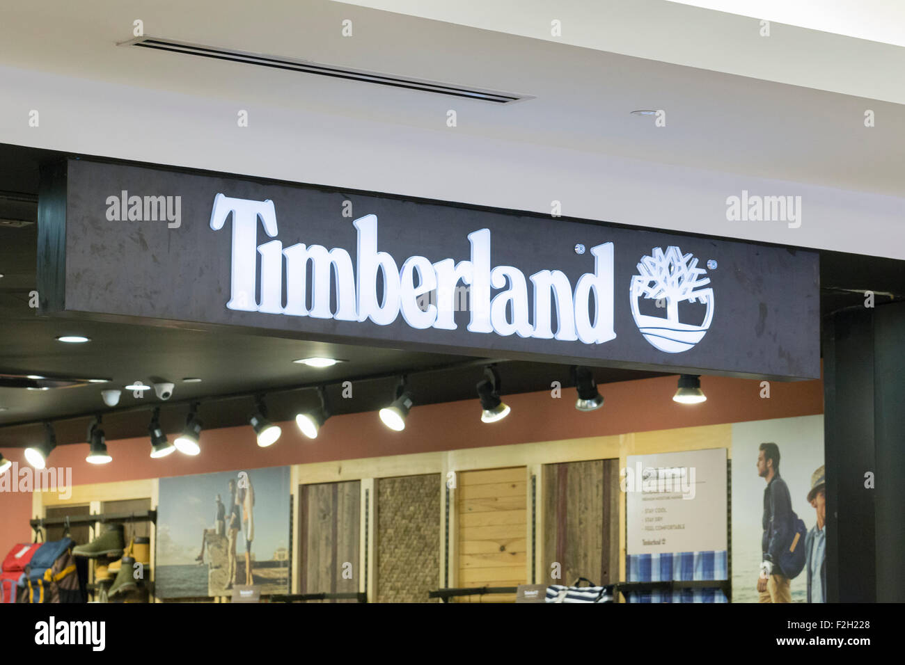 Timberland store hi-res stock photography and images - Alamy