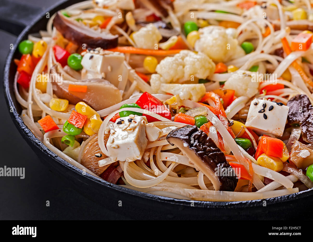 Shiitake mushroom hires stock photography and images Alamy