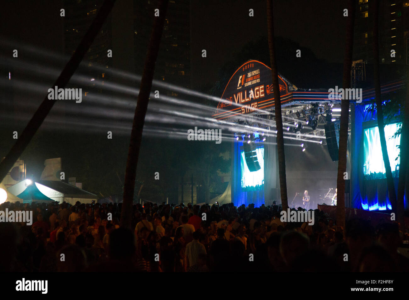 Singapore – September 19, 2015 : Spandau Ballet plays to the crowd at the Singapore Formula 1 Qualifying Grand Prix Credit:  Chung Jin Mac/Alamy Live News Stock Photo