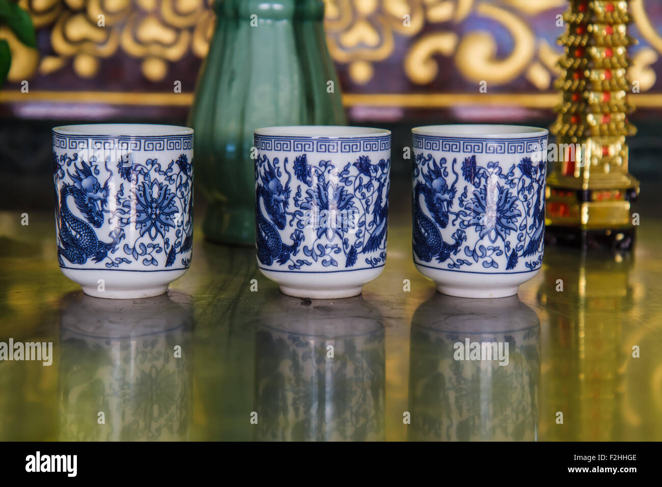 Chinese tea cups style Stock Photo Alamy