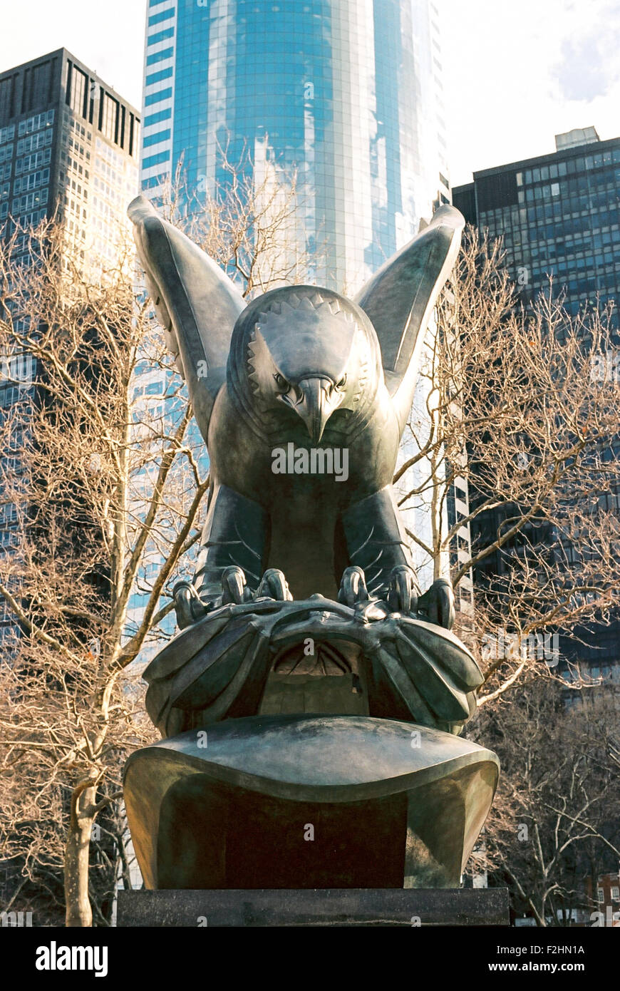 Eagle statue nyc hires stock photography and images Alamy