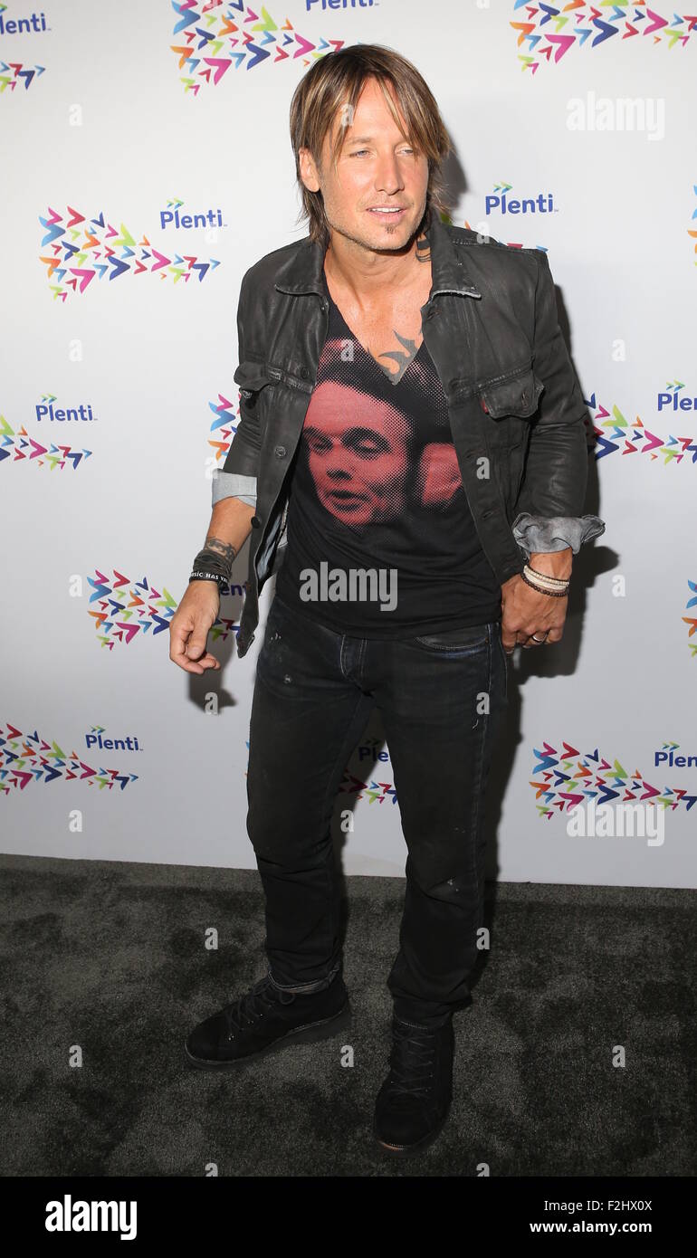 PlentiTogether LIVE at the Hammerstein Ballroom Arrivals Featuring