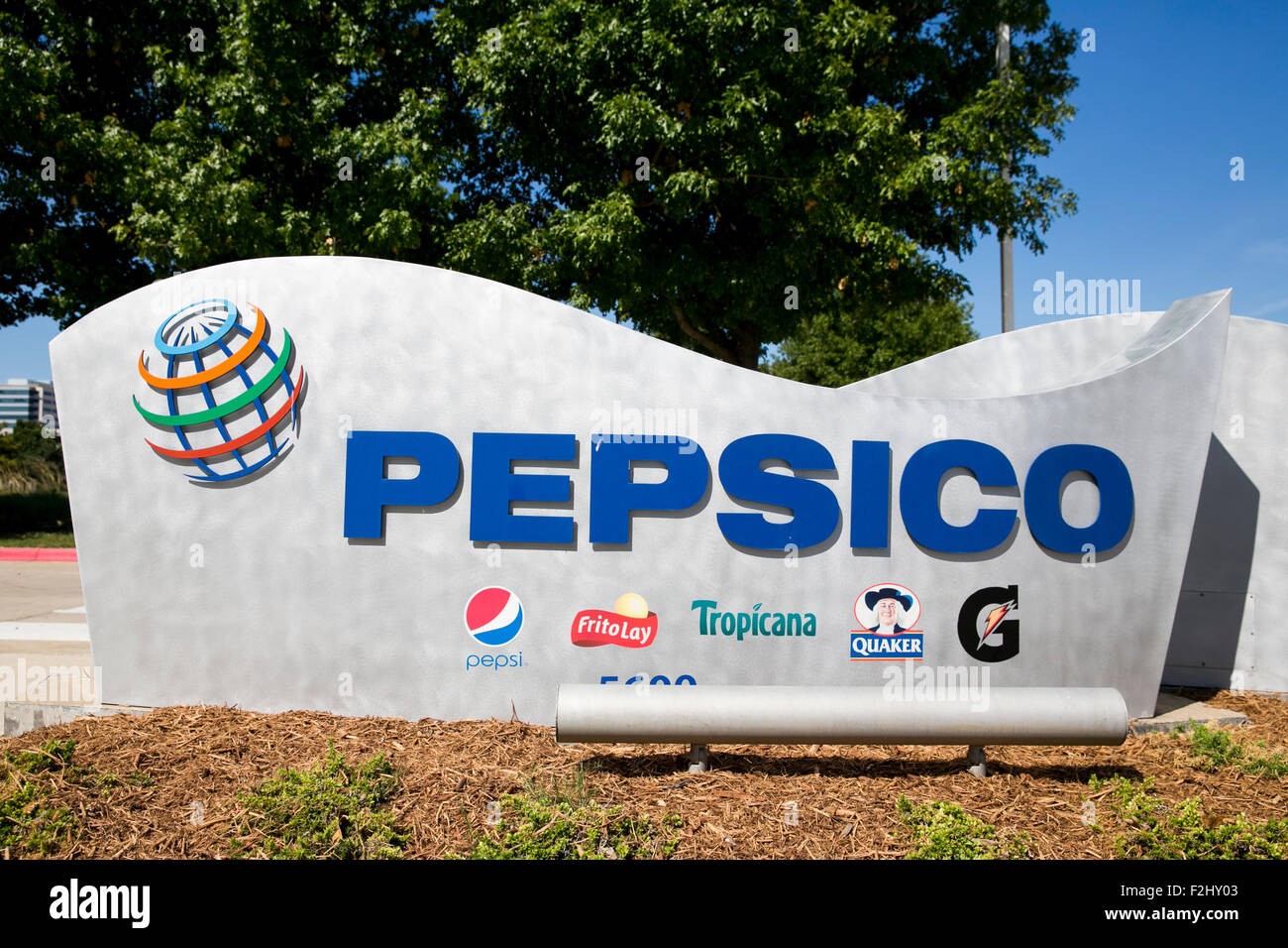 A logo sign outside of a facility occupied by PepsiCo Inc., in Plano, Texas on September 12, 2015. Stock Photo