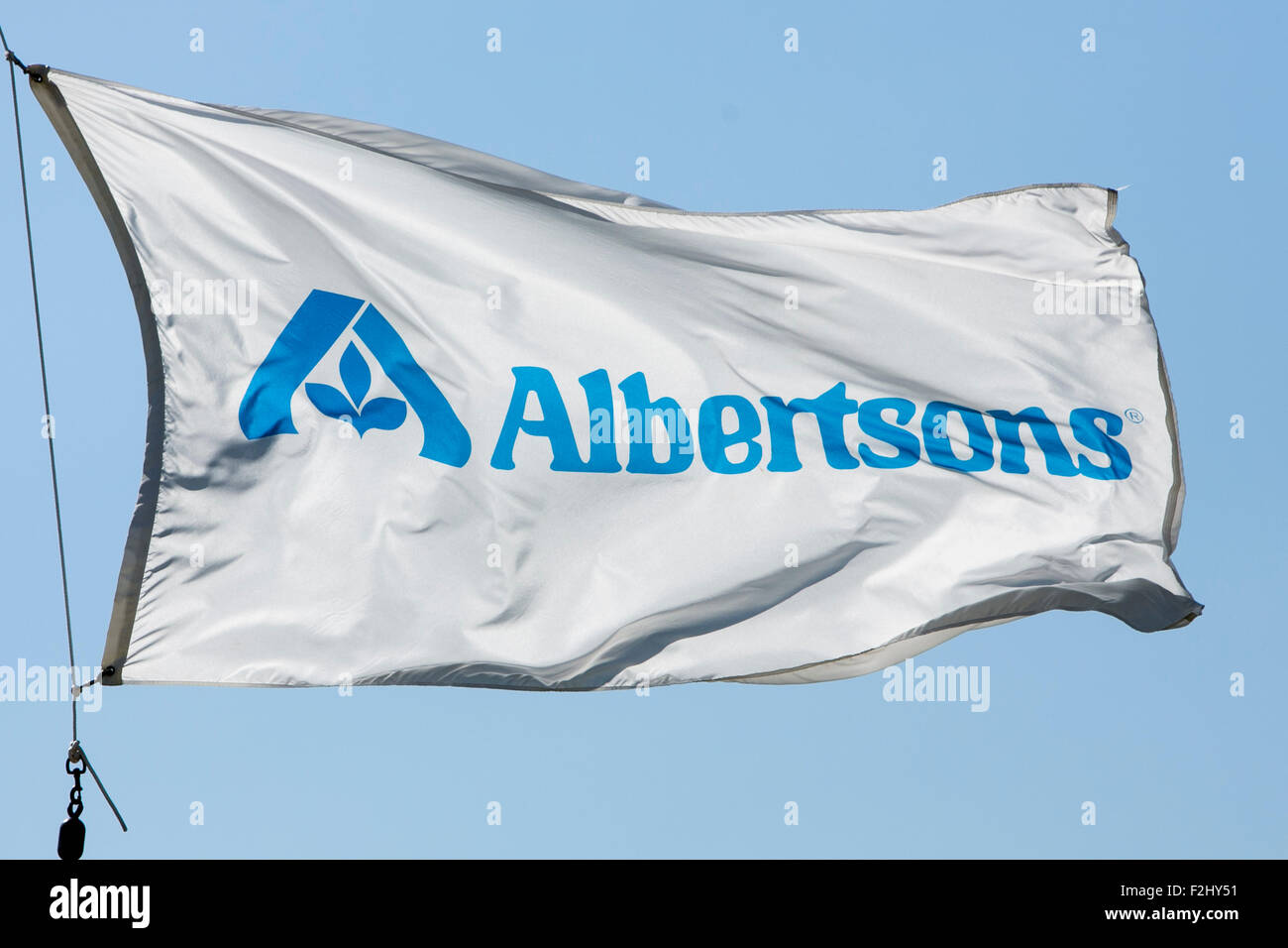 A logo sign outside of a facility occupied by Albertsons Companies Inc