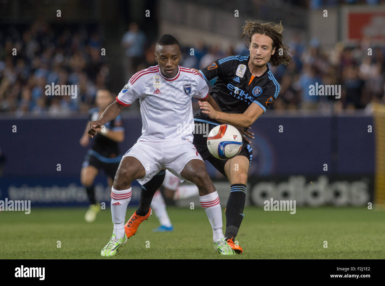 New York, NY, USA. 19th Sep, 2015. NYCFCs' MIX DISKERUD and Earthquakes' CORDELL CATO in the 2nd half, NYCFC vs. San Jose Earthquakes, Yankee Stadium, Saturday Sept. 19, 2015. Credit:  Bryan Smith/ZUMA Wire/Alamy Live News Stock Photo