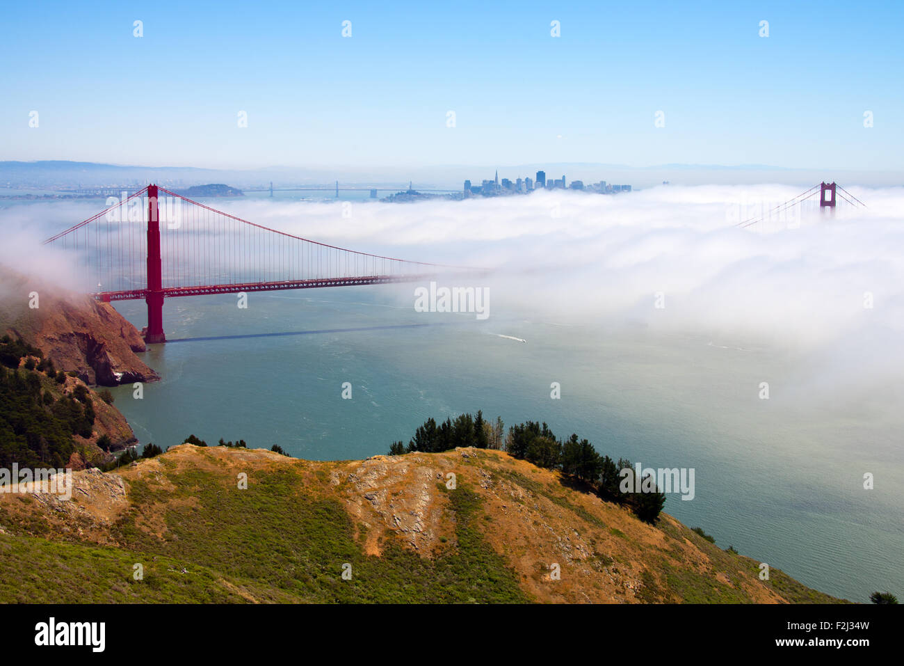 Bridge over the Pacific ocean, Golden Gate Bridge, San Francisco Bay, San Francisco, California, USA Stock Photo