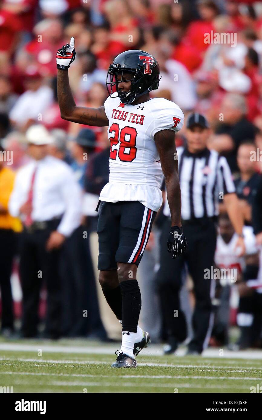 Fayetteville, AR. 19th Sep, 2015. Red Raiders defensive back Corey