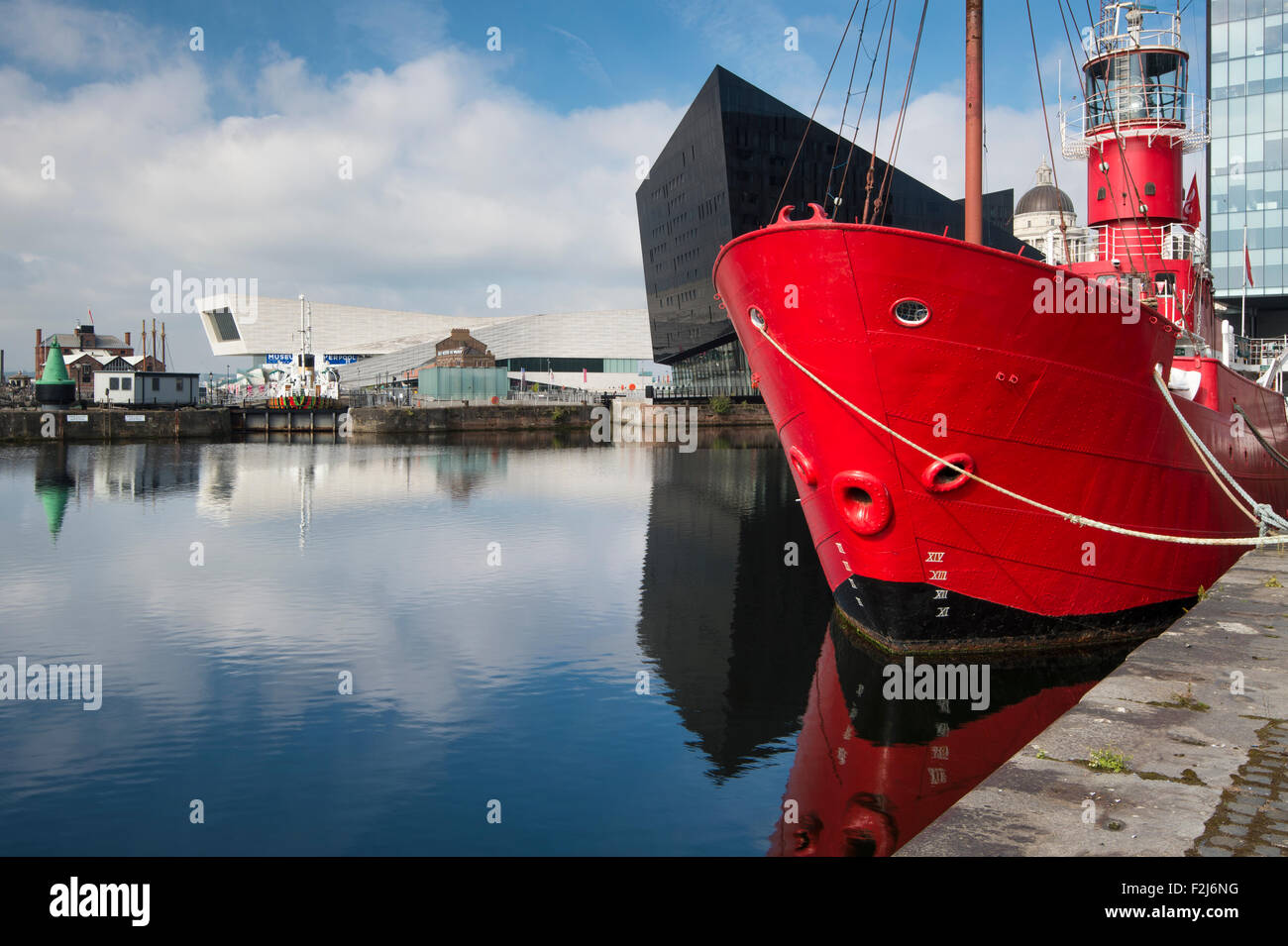 The Museum of Liverpool and Mann Island, The Mersey Bar Lightship & Waterfront Buildings, Canning Dock, Liverpool, Merseyside Stock Photo