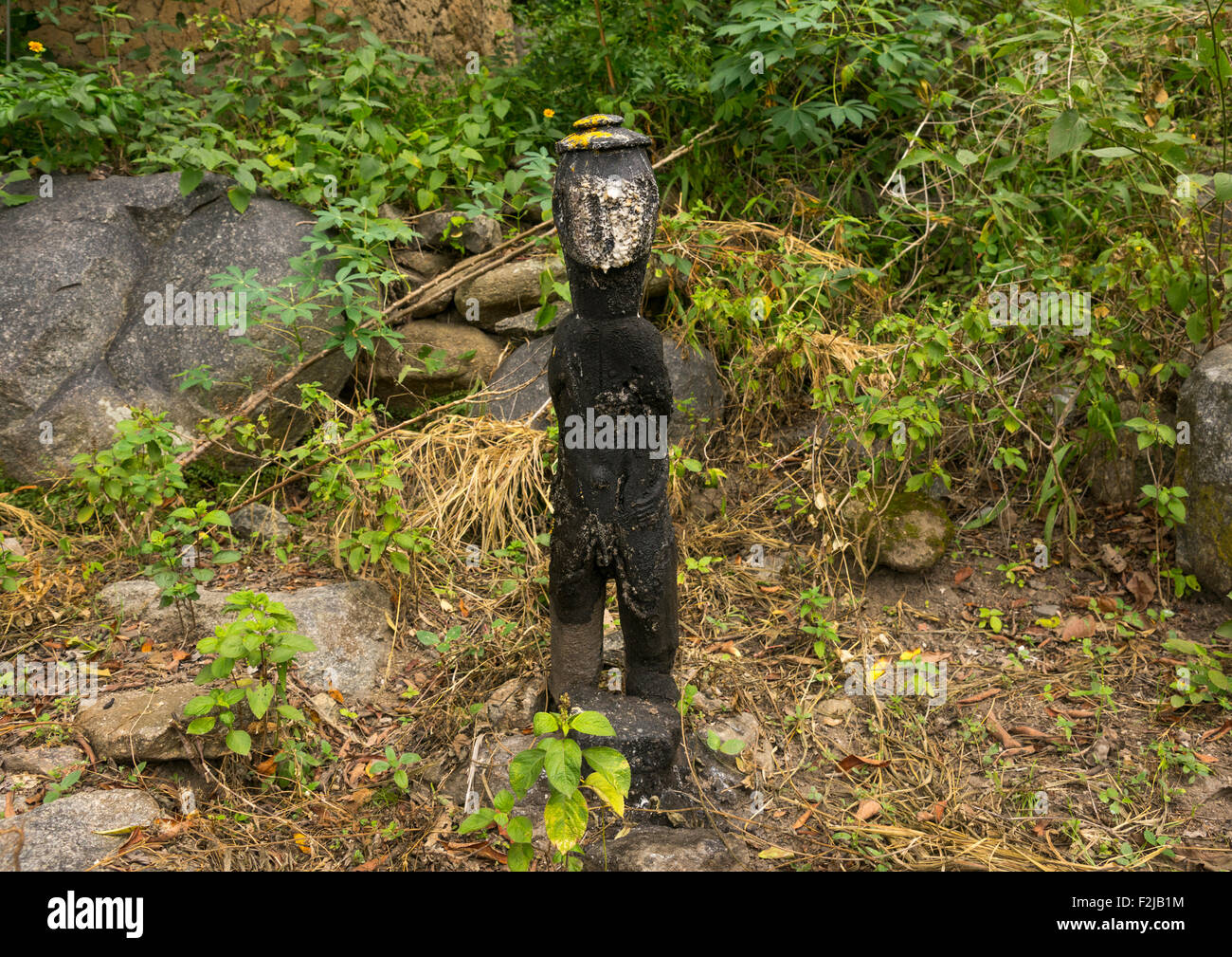 Benin, West Africa, Dassa-Zoumè, statue at the yaka palace of the ...