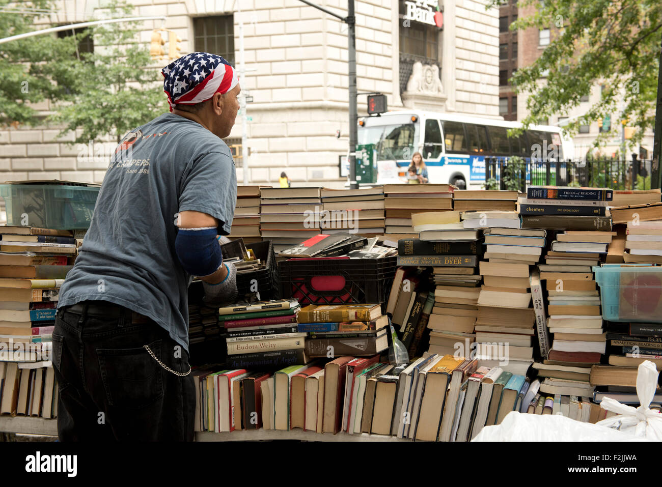 Piles Of Second Hand Books For Sale Near 72nd Street In Manhattan New 