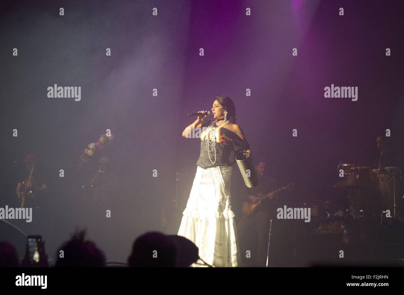 Hollywood, CALIFORNIA, UNITED STATES OF AMERICA. 19th Sep, 2015. Mexican singer Lila Downs performs at the Pantages Theatre on Saturday 19 September 2015 on Hollywood, California.ARMANDO ARORIZO © Armando Arorizo/Prensa Internacional/ZUMA Wire/Alamy Live News Stock Photo