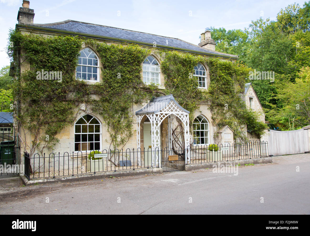 Charming Tucking Mill Cottage close to where William Smith creator of the first geological map lived from 1789 to 1810 Stock Photo