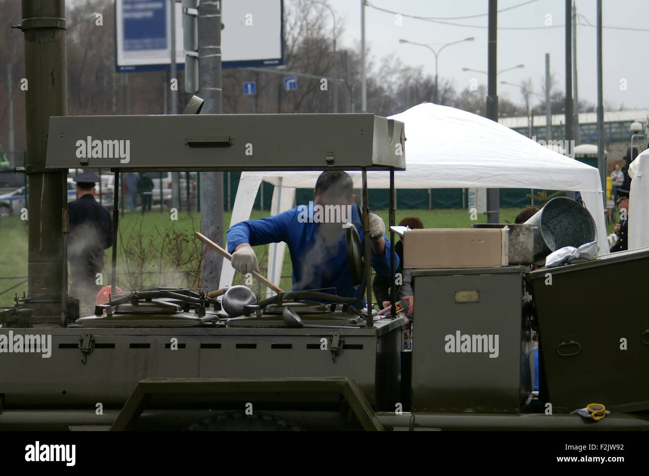 Army Field Kitchen Stock Photo Alamy