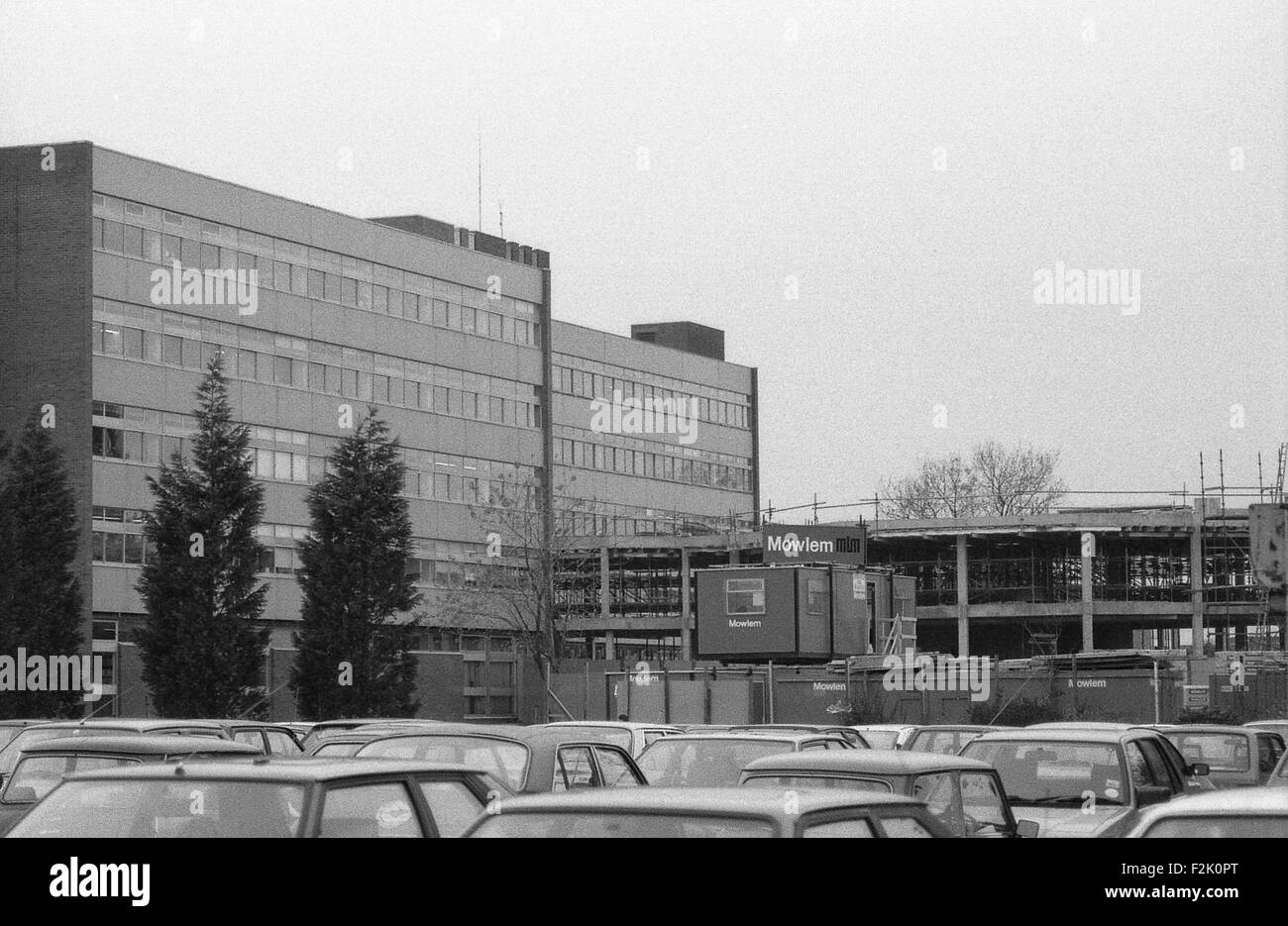 The Council Office Extension being built at Ellesmere Port in 1990