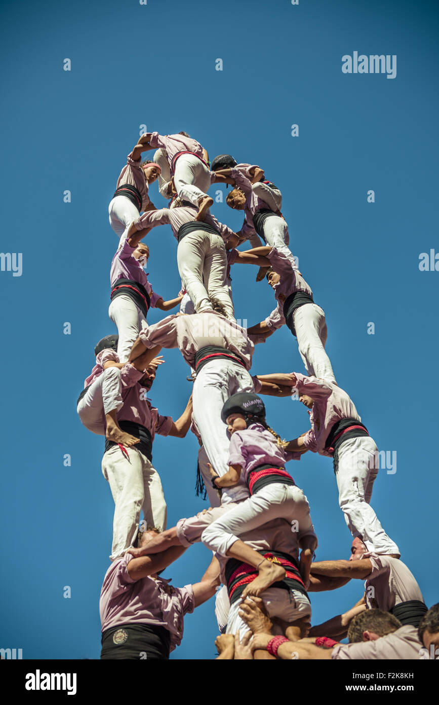 Barcelona, Catalonia, Spain. 20th Sep, 2015. The 'Minyons de Terrassa' build a human tower during the city festival 'La Merce 2015' in front of the town hall of Barcelona. Credit:  Matthias Oesterle/ZUMA Wire/Alamy Live News Stock Photo