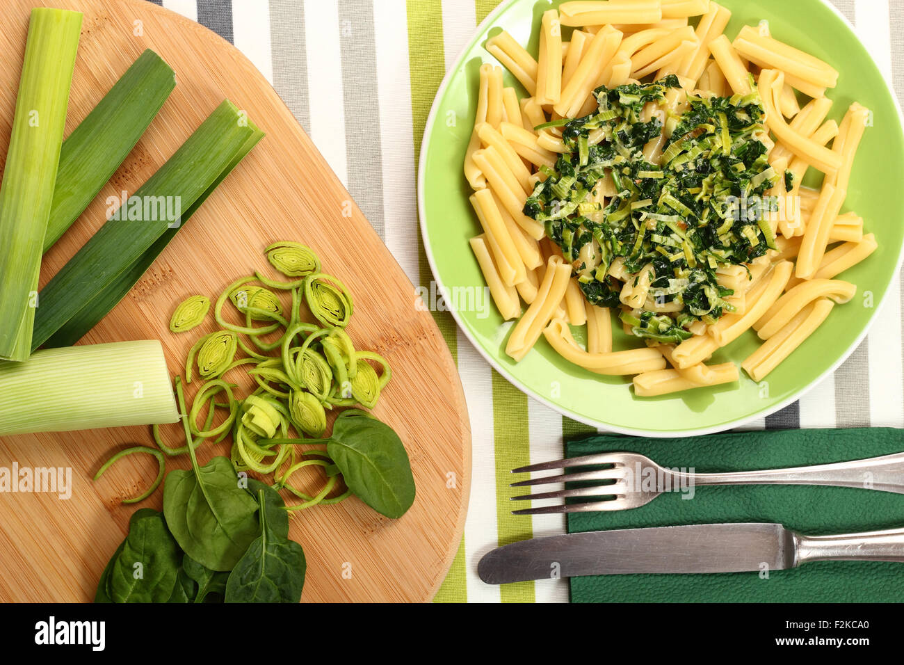 Pasta with Spinach and Leek Stock Photo Alamy