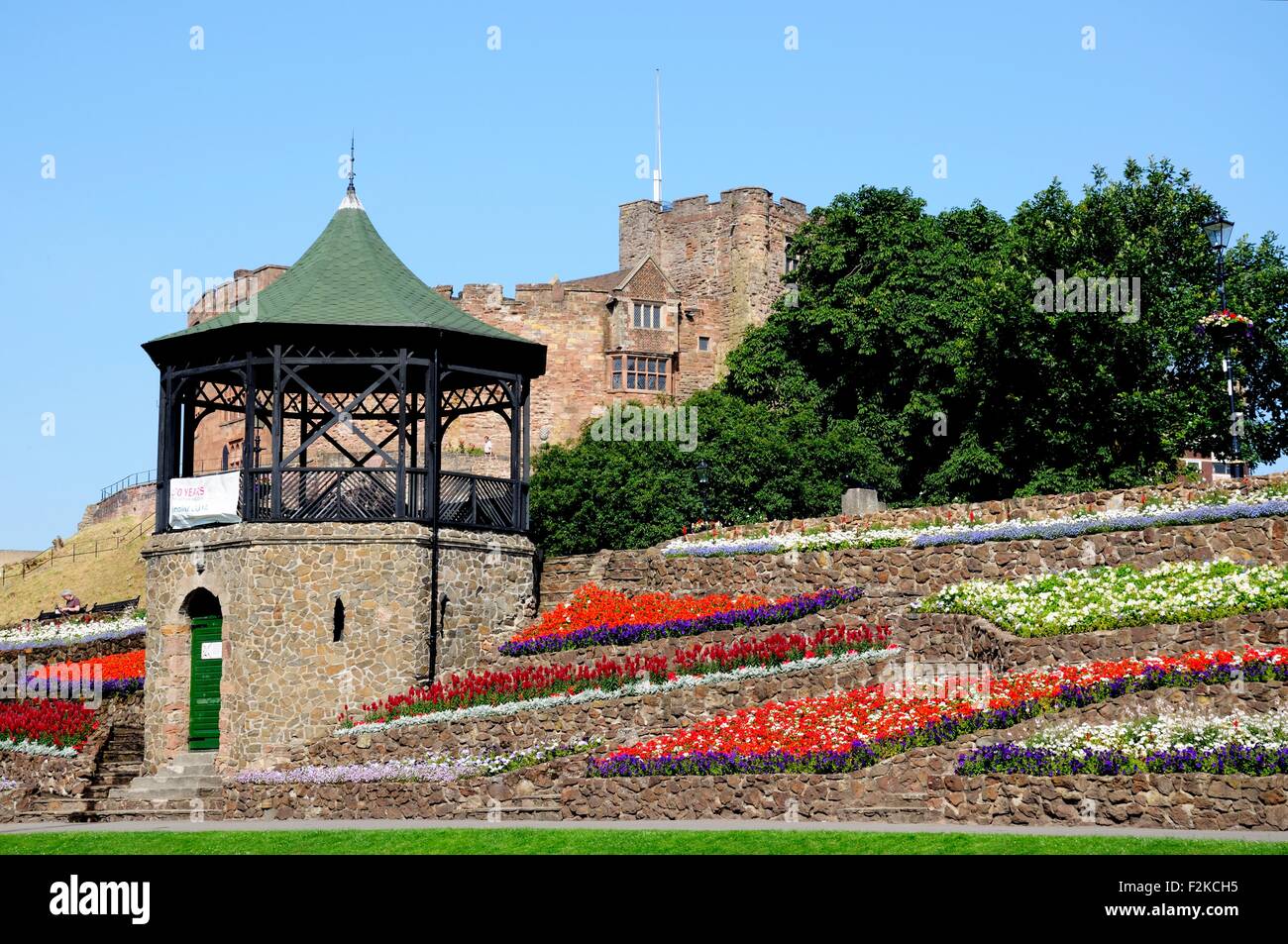 Tamworth Castle Gardens Hi res Stock Photography And Images Alamy tamworth-castle-gardens-hi-res-stock-photography-and-images-alamy