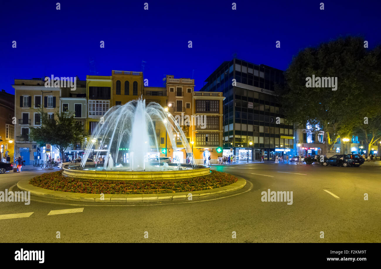 Spain Mallorca Palma De Mallorca Fountain At Plaza De La Reina