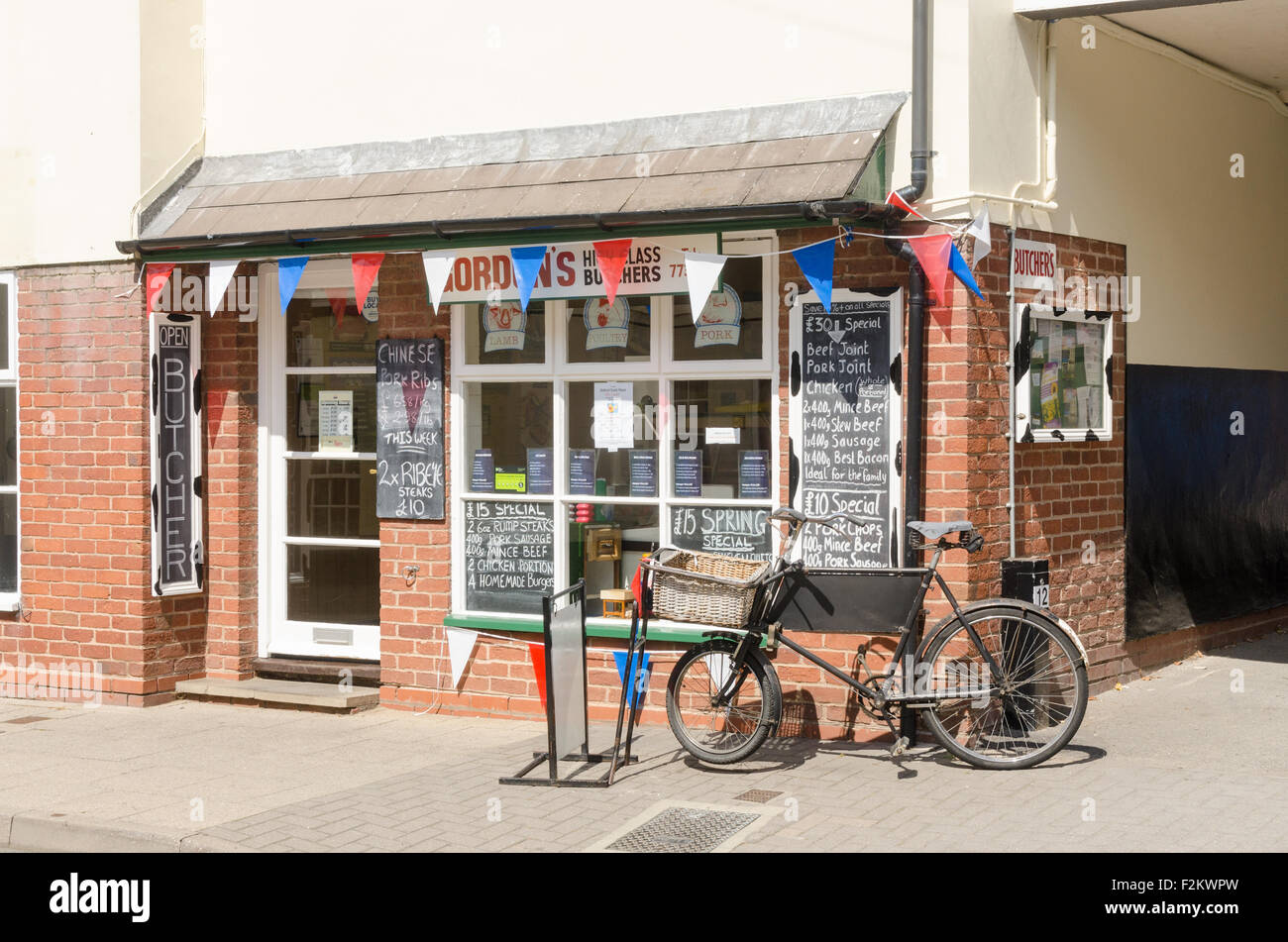 Old fashioned butcher shop hi-res stock photography and images - Alamy