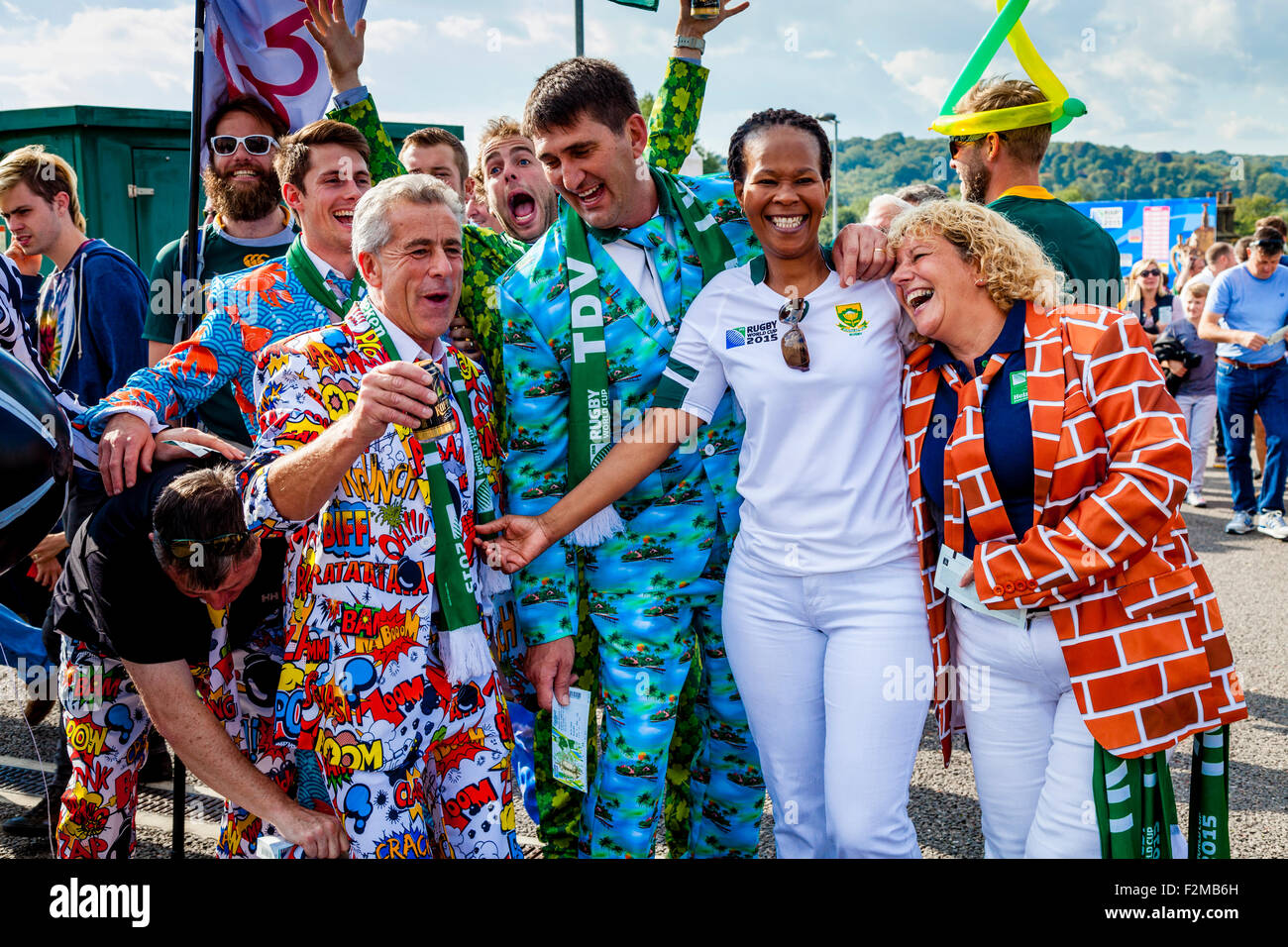 South African Rugby Fans Arrive To Watch Their Team Play Japan In Their Opening Match of The 2015 Rugby World Cup, Brighton, UK Stock Photo