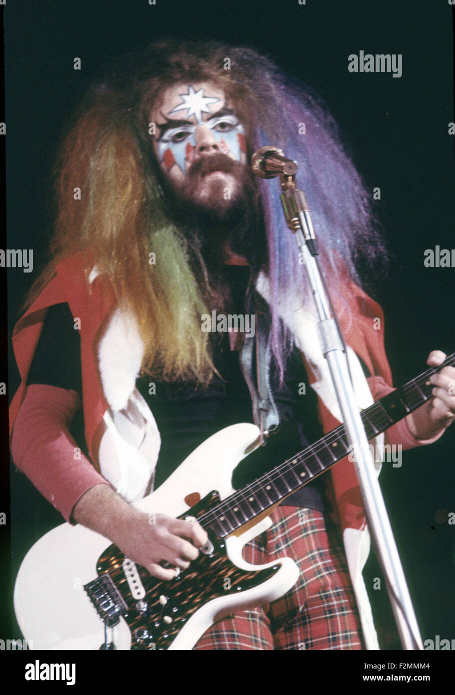 WIZZARD UK rock grouip with Roy Wood in 1974 Stock Photo