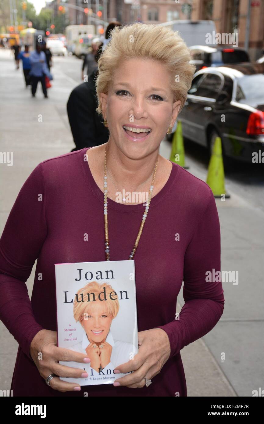 New York, NY, USA. 21st Sep, 2015. Joan Lunden out and about for Celebrity Candids MON, New