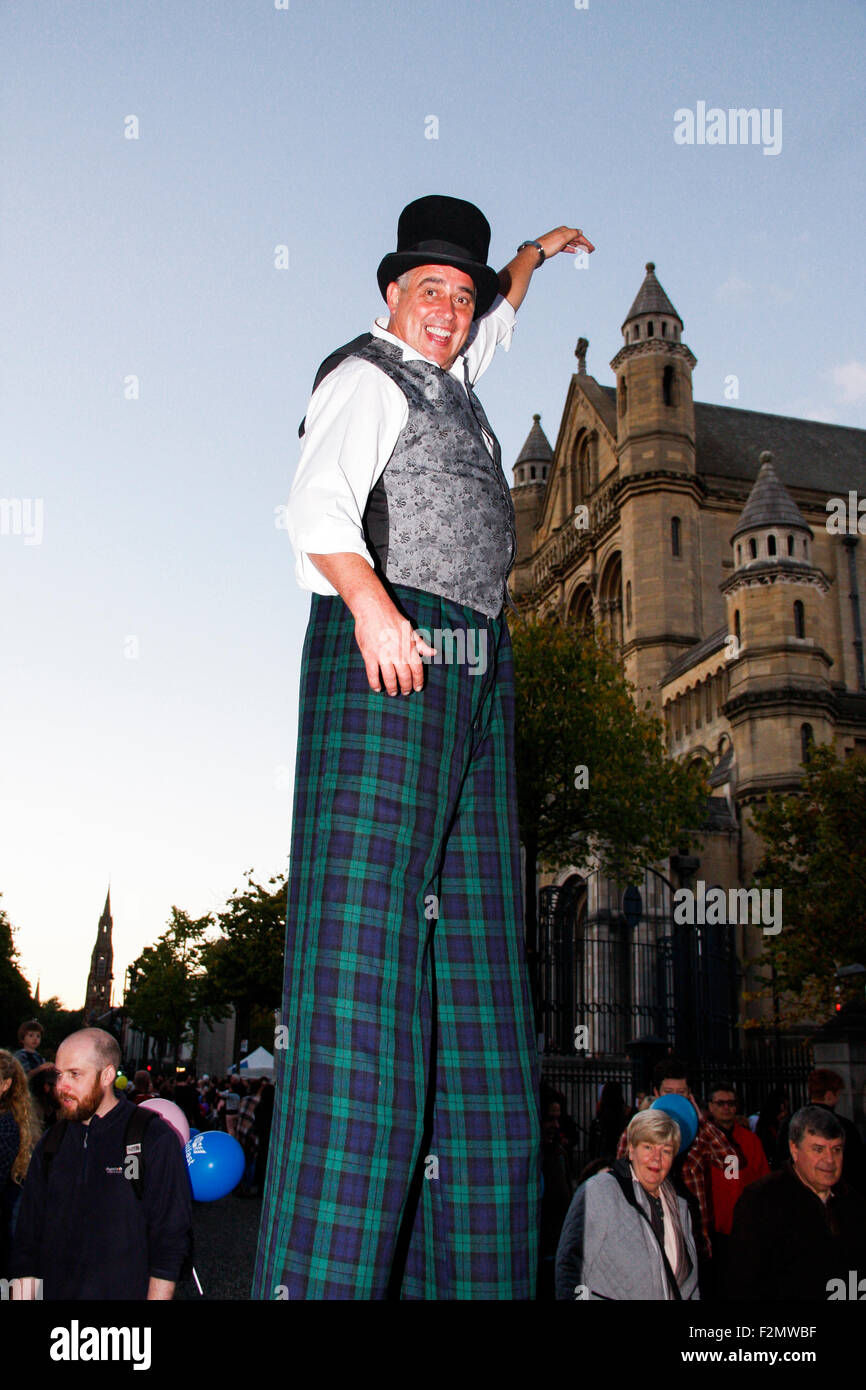 BELFAST, NORTHERN IRELAND 18 September 2015 Stilt walker performing