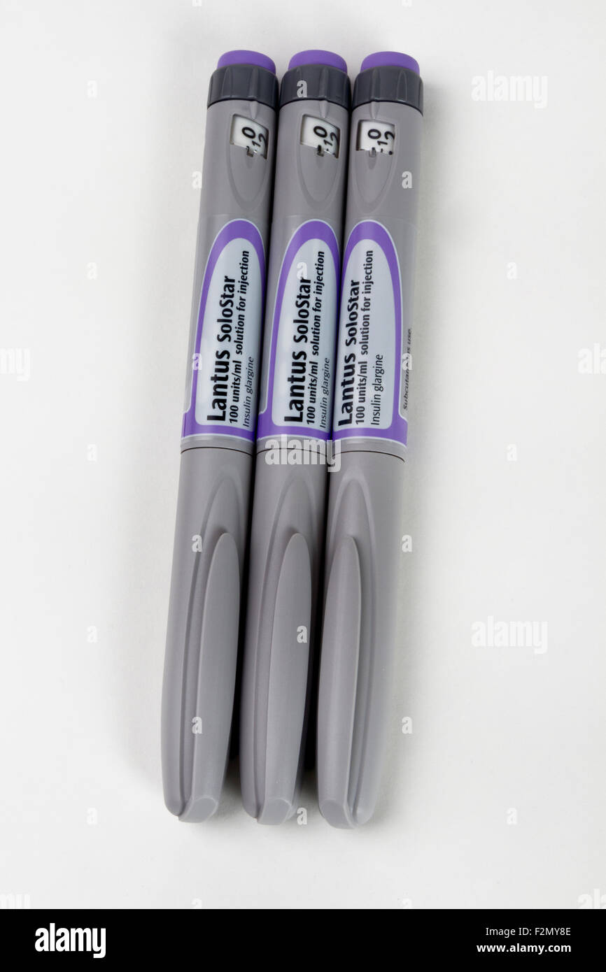 Lantus SoloStar insulin pen syringes Stock Photo - Alamy
