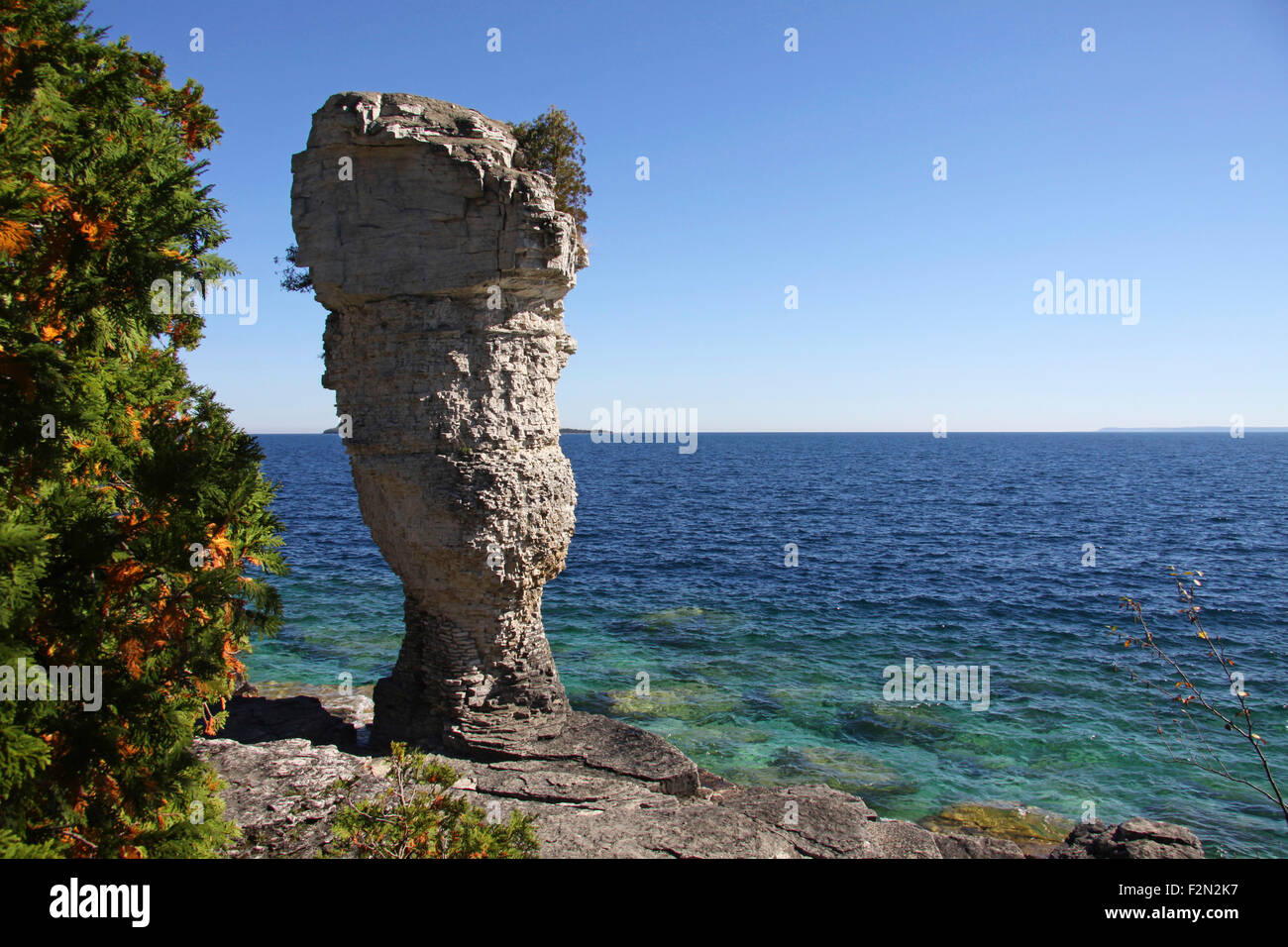 Large flowerpot rock formation (natural sea stacks), Flowerpot Island, Tobermory, Ontario, Canada. Stock Photo