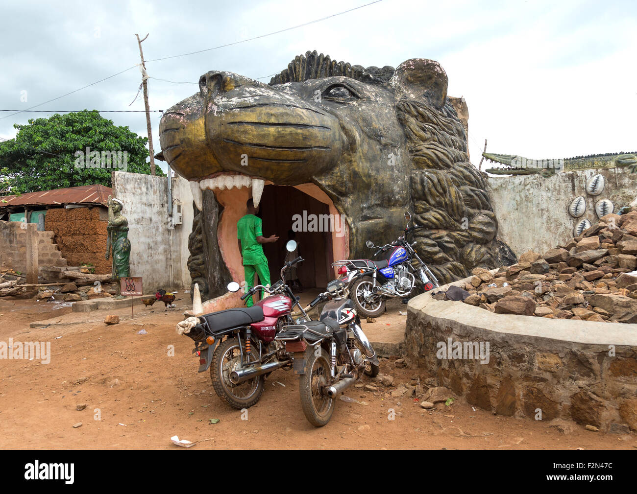 Benin, West Africa, Savalou, the voodoo covent of the royal palace lion head entrance Stock Photo