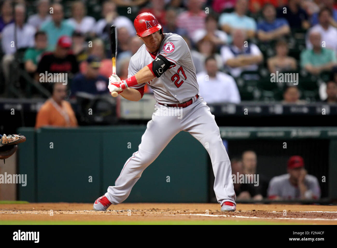 Houston, TX, USA. 21st Sep, 2015. Los Angeles Angels outfielder Mike ...