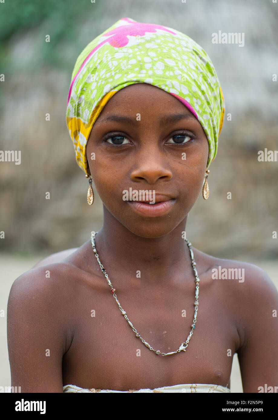 Benin, West Africa, Savalou, a beautiful teenage fulani peul tribe Stock Photo