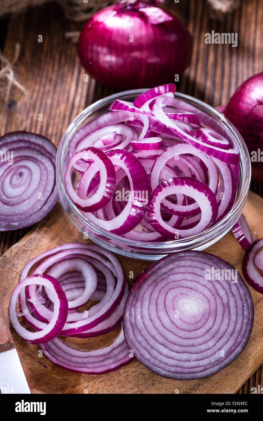 Sliced red onion ring hi-res stock photography and images - Alamy